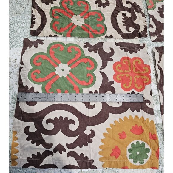 Crate & Barrel Bukhara Napkins (Set of 4) 20" x 20" - Picture 3 of 9